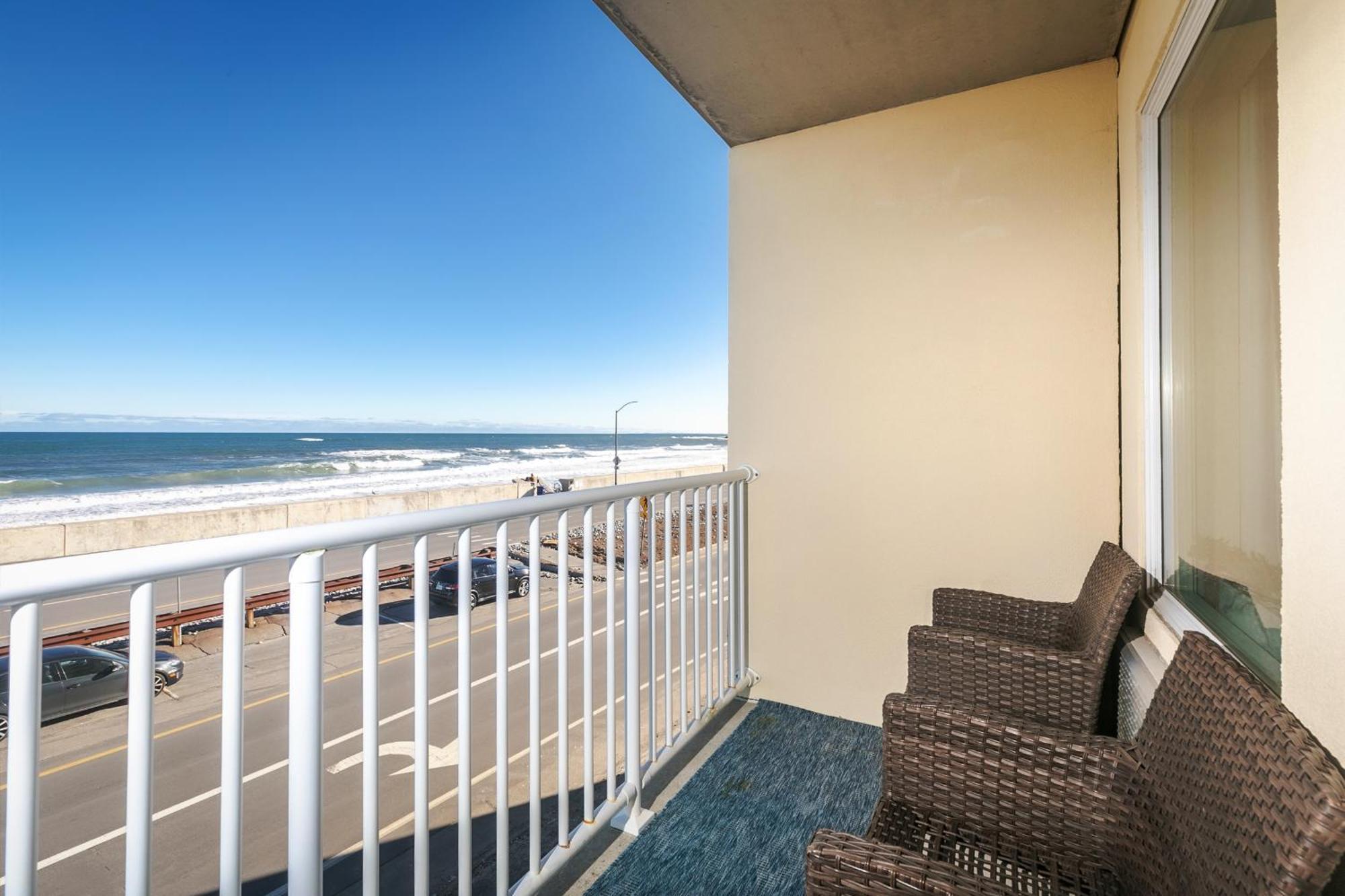 Direct Oceanfront Studio Suite! Hampton Εξωτερικό φωτογραφία